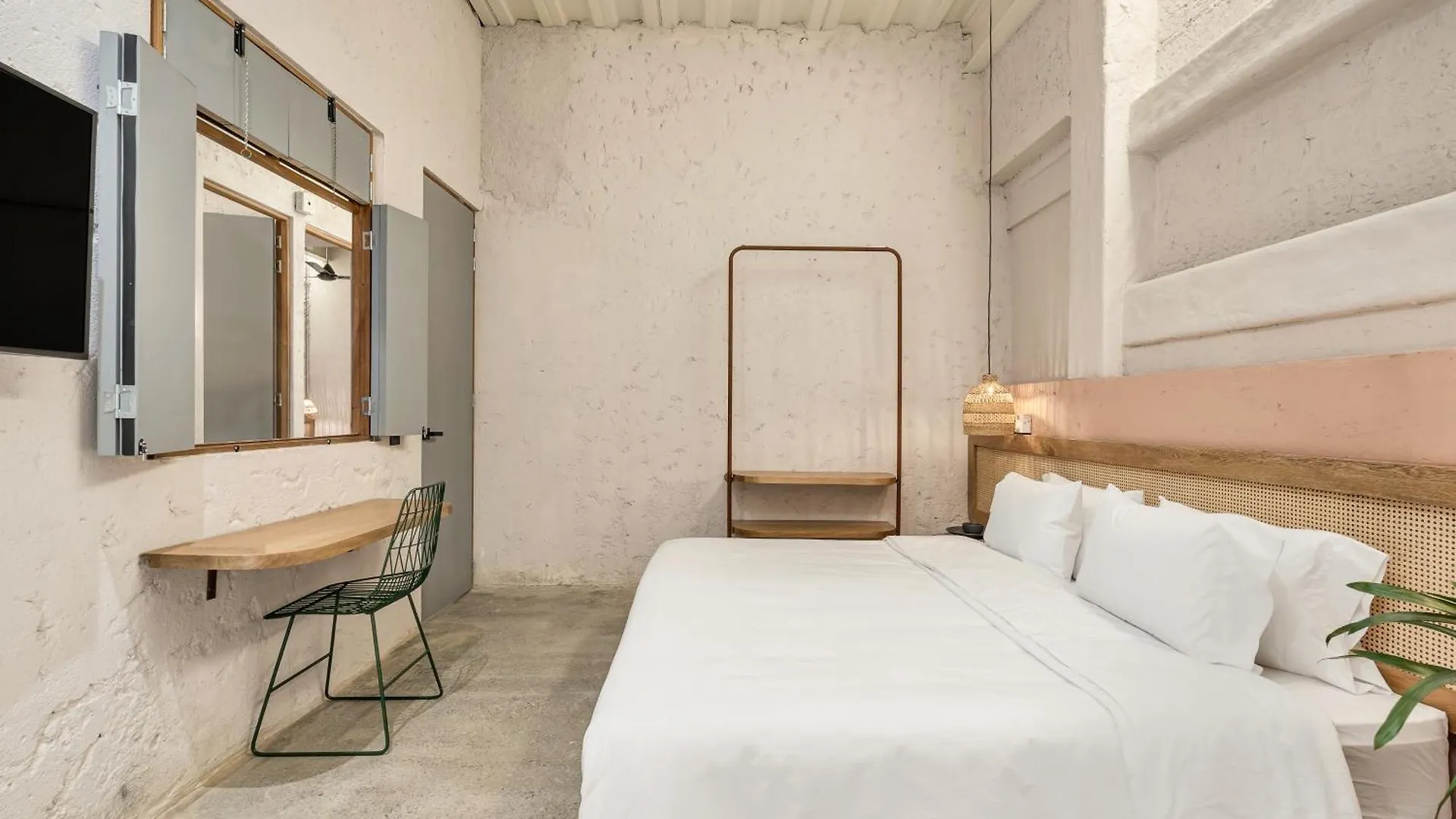 Botanica Casa Hotel Manila By Housy Host Medellin