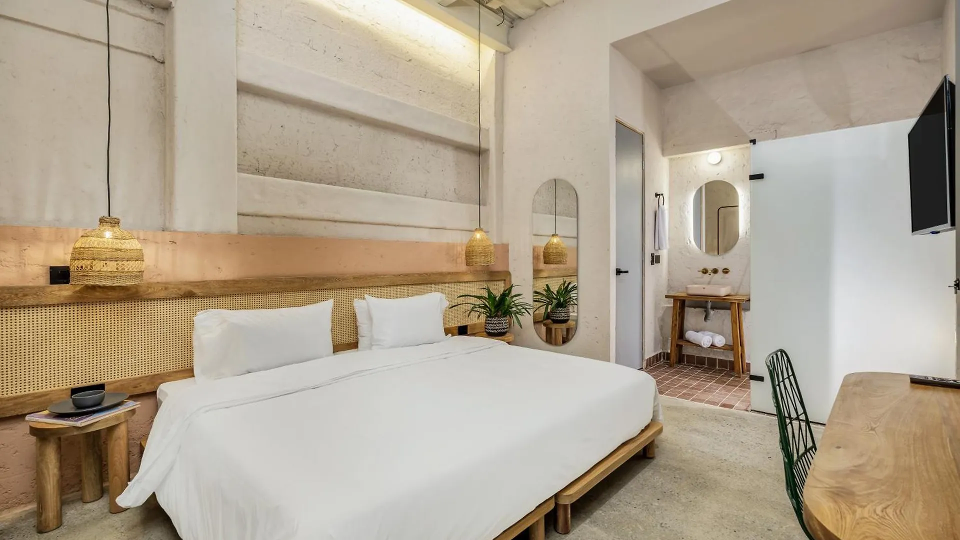 Botanica Casa Hotel Manila By Housy Host Medellin