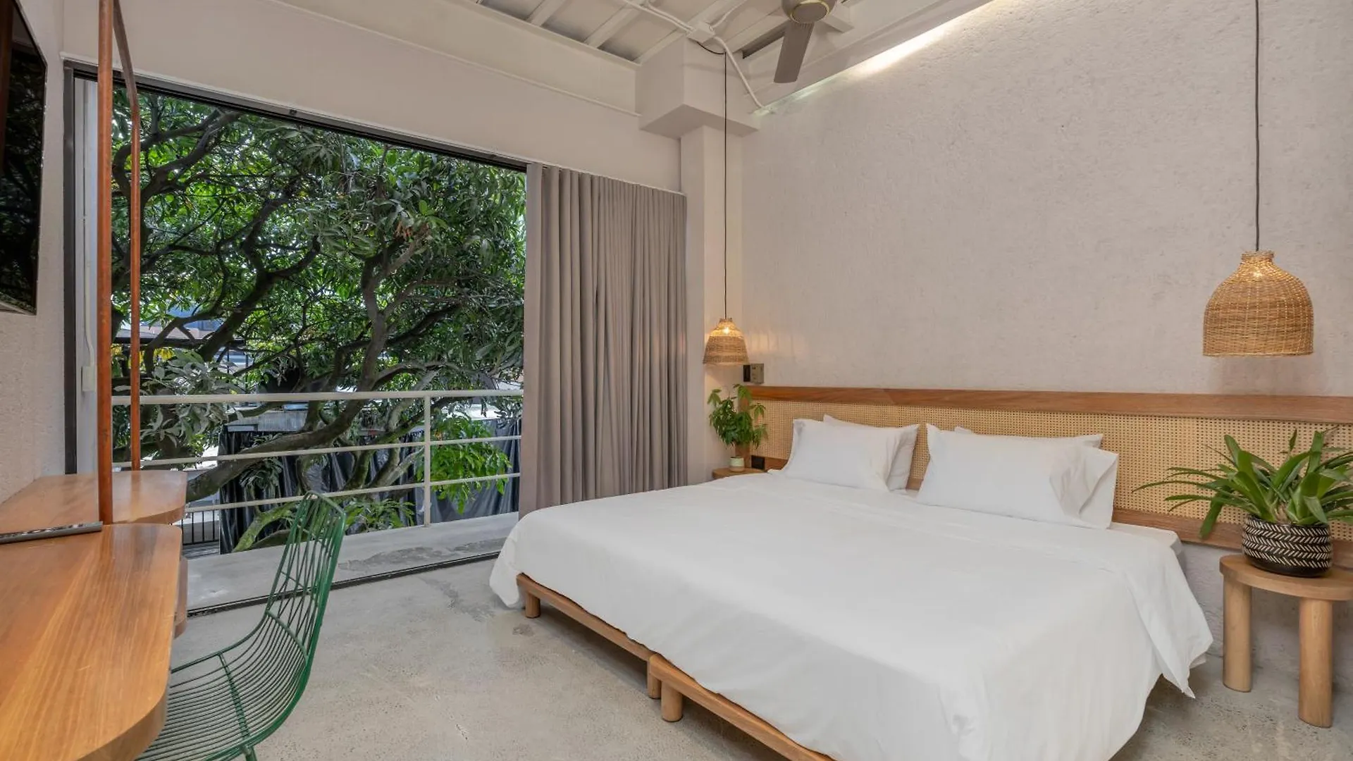 Botanica Casa Hotel Manila By Housy Host Medellin