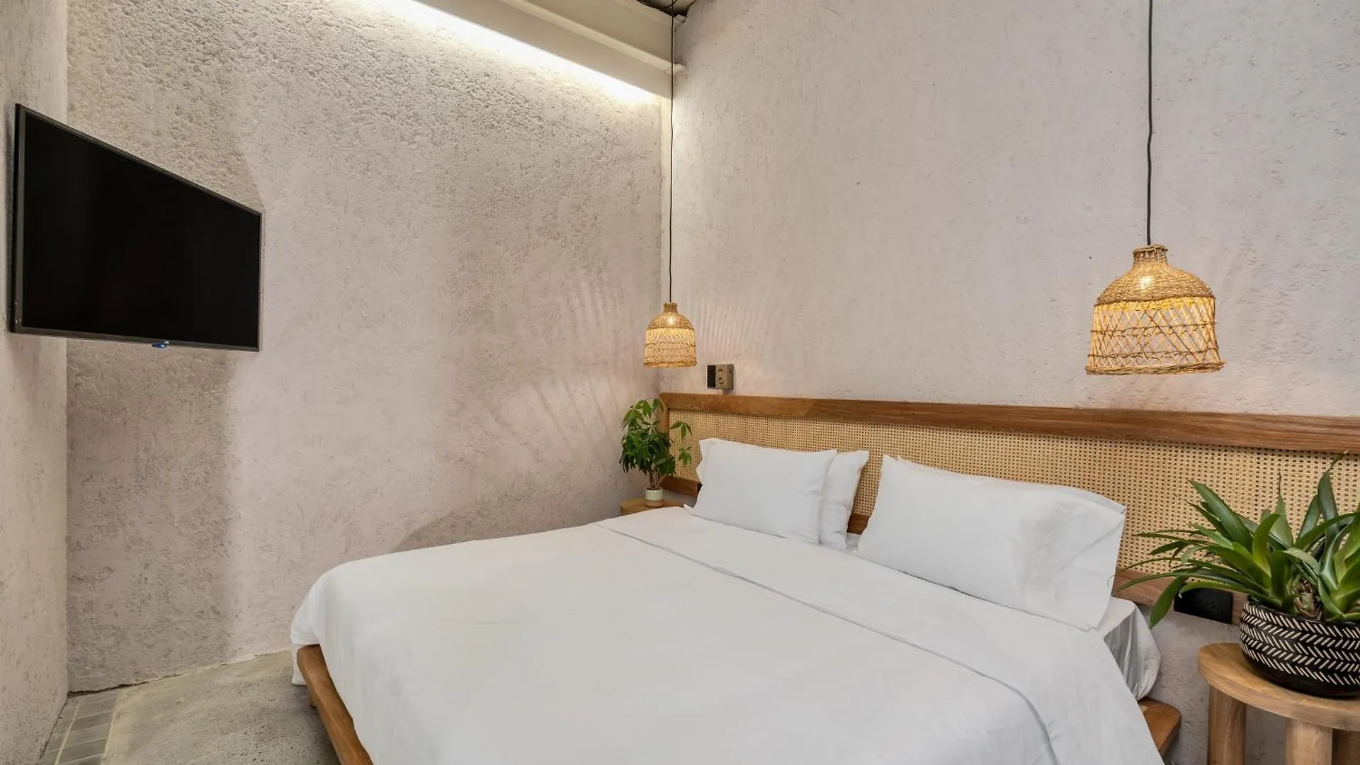 Botanica Casa Hotel Manila By Housy Host Medellin 4*,